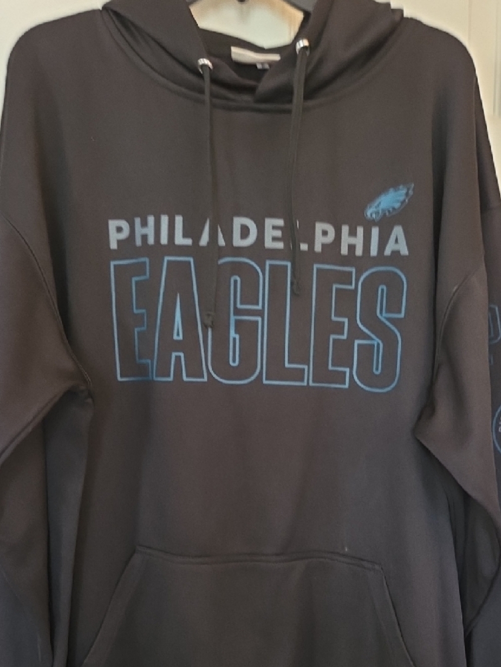 Fanatics Black Philadelphia Eagles Pullover Hoodie - Picture 7 of 7
